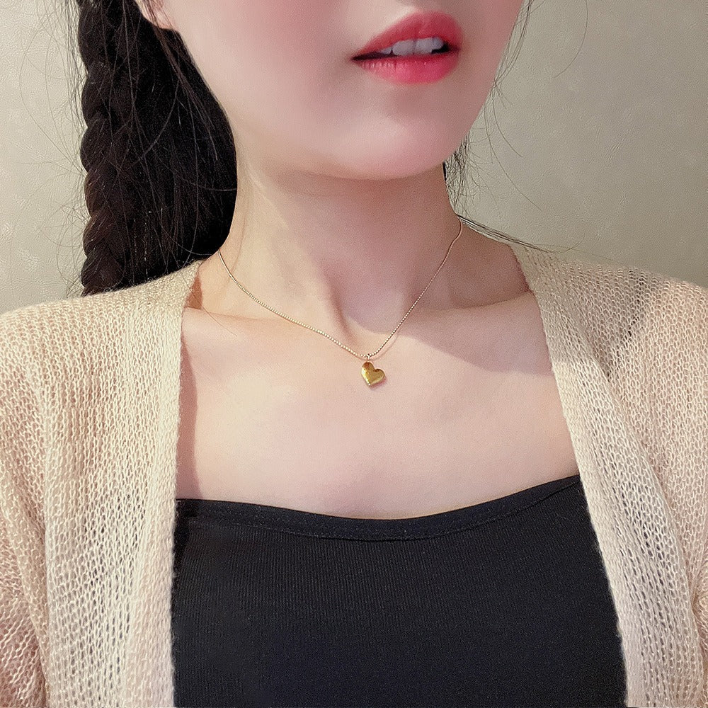 South Korea New Love Clavicle Chain High-end Simple Necklace Chain Ins Sweet Cool Color-free Titanium Steel Necklace Jewelry for Women
