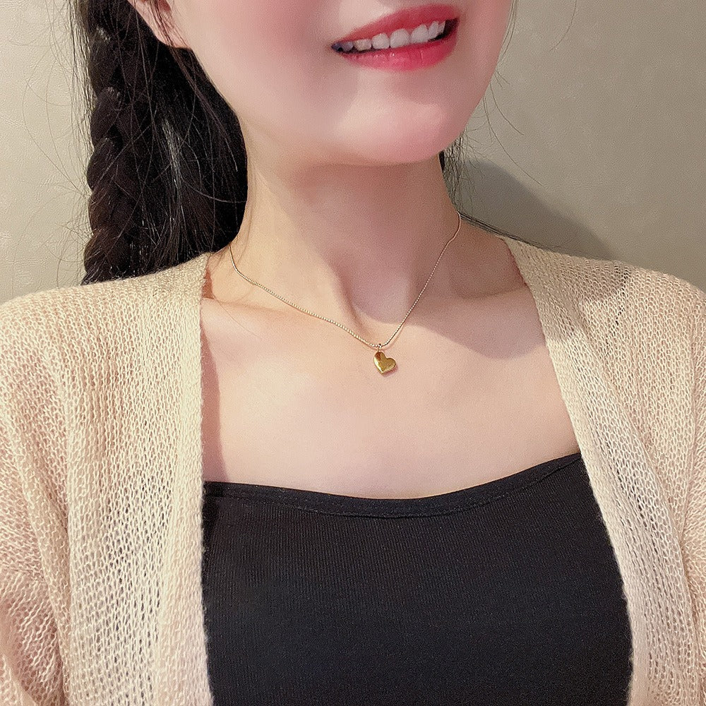 South Korea New Love Clavicle Chain High-end Simple Necklace Chain Ins Sweet Cool Color-free Titanium Steel Necklace Jewelry for Women