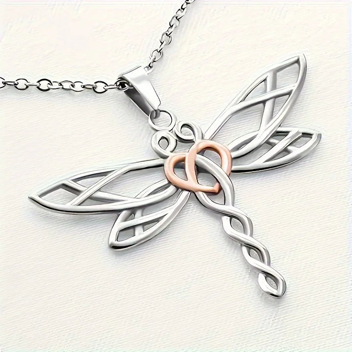 Creative and elegant copper pendant necklace, fashion accessory, classic souvenir, ideal gift for Christmas and birthdays