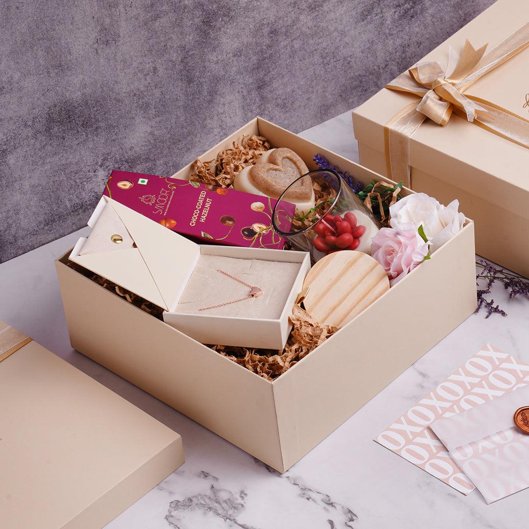 Lover’s Delight Gift Box