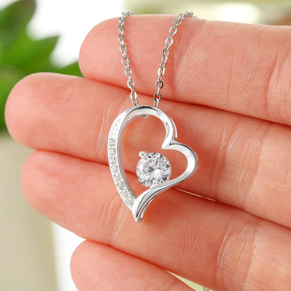 1 Piece Love Pendant Eternal Heart Hollow Heart Necklace with Card Gift Box Mother's Day Gift