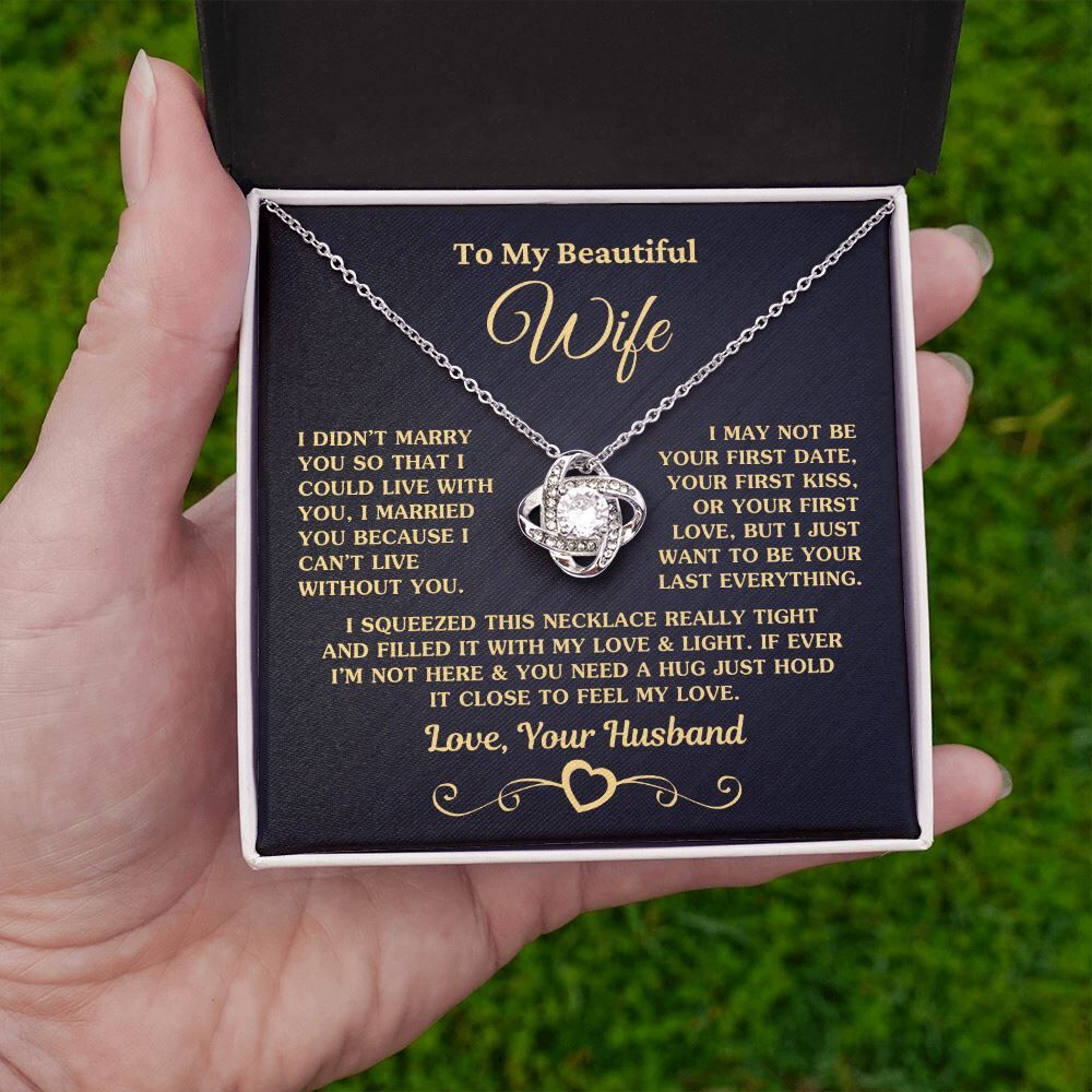 Amazon cross-border clover necklace hollow light luxury niche design Mother's Day gift clavicle chain gift box set