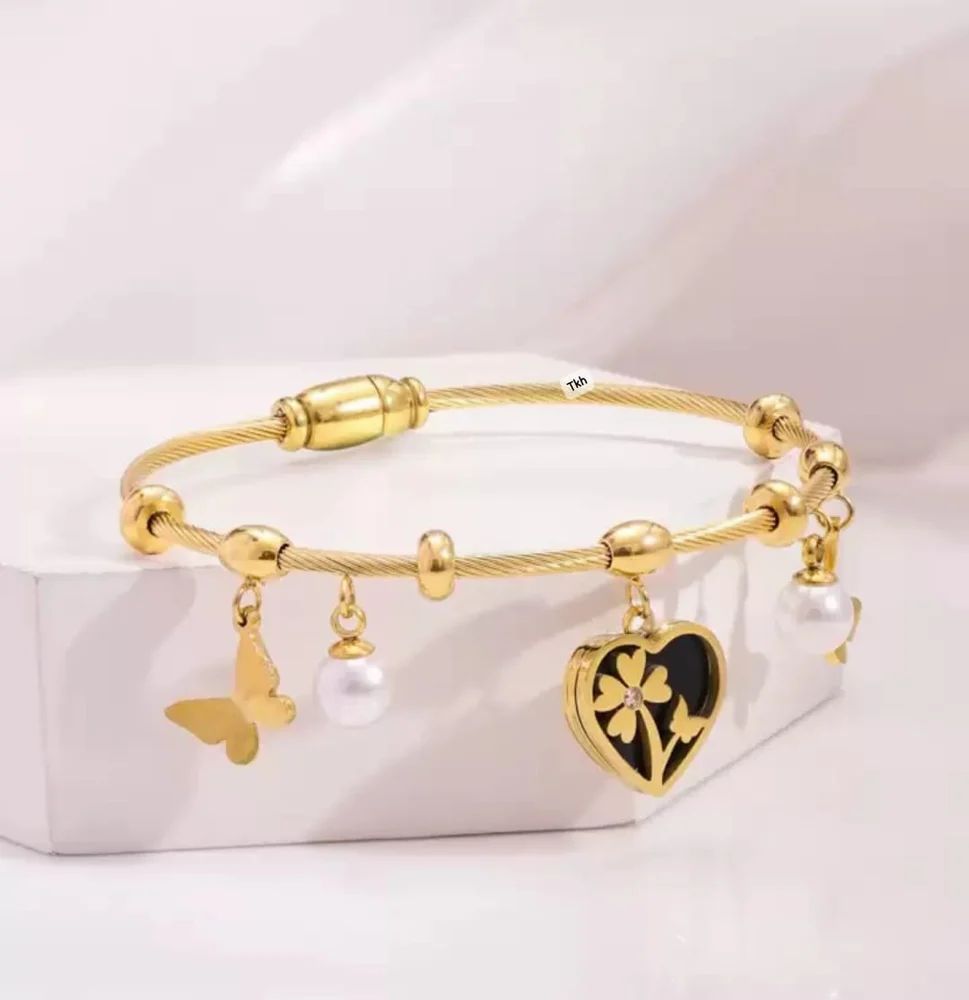 Magnetic Lock Love Heart Bracelet Kada for Women & Girls
