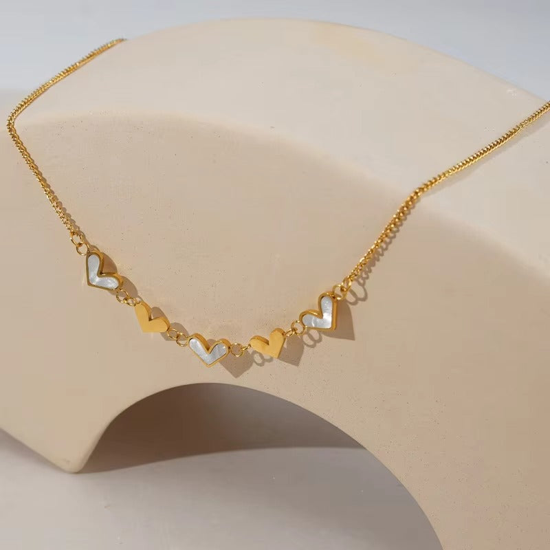 14K Gold Plated Stainless Steel Classic Geometric Style Love Pendant Necklace White Shell with Classic Metal Fashion Gift
