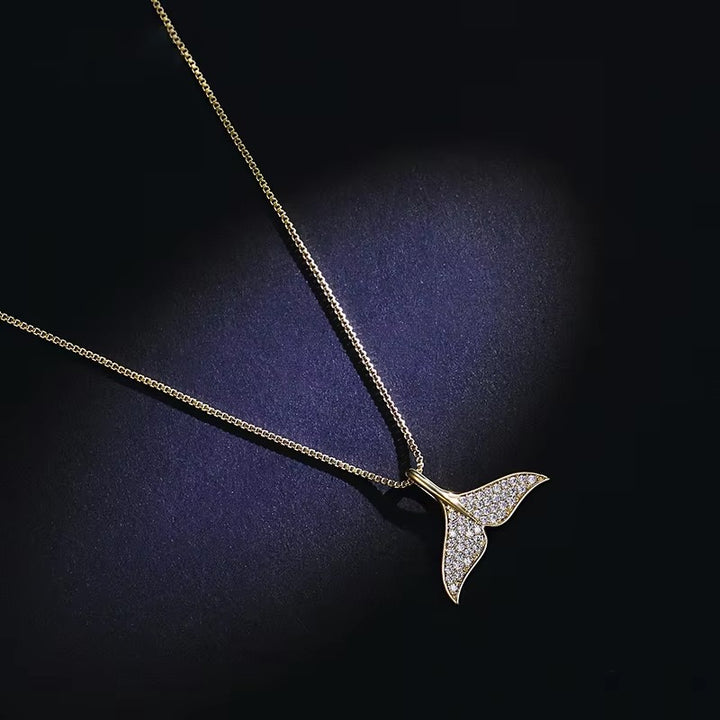 Luxury Mermaid Fishtail Pendant Necklace Fashionable Exquisite Full-Zircon Inlay Valentine's Day Gift for Women Made of Copper