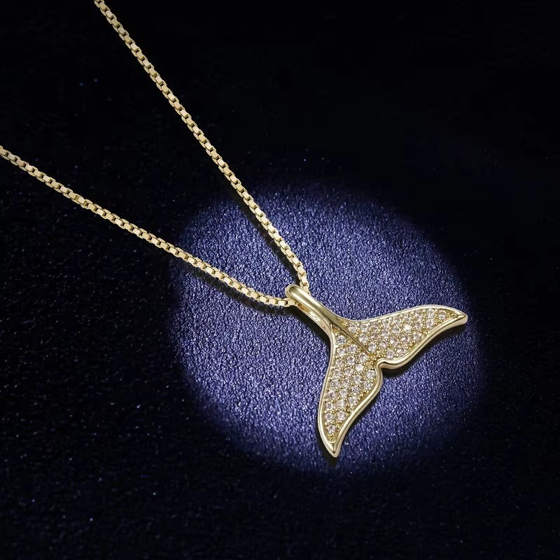 Luxury Mermaid Fishtail Pendant Necklace Fashionable Exquisite Full-Zircon Inlay Valentine's Day Gift for Women Made of Copper