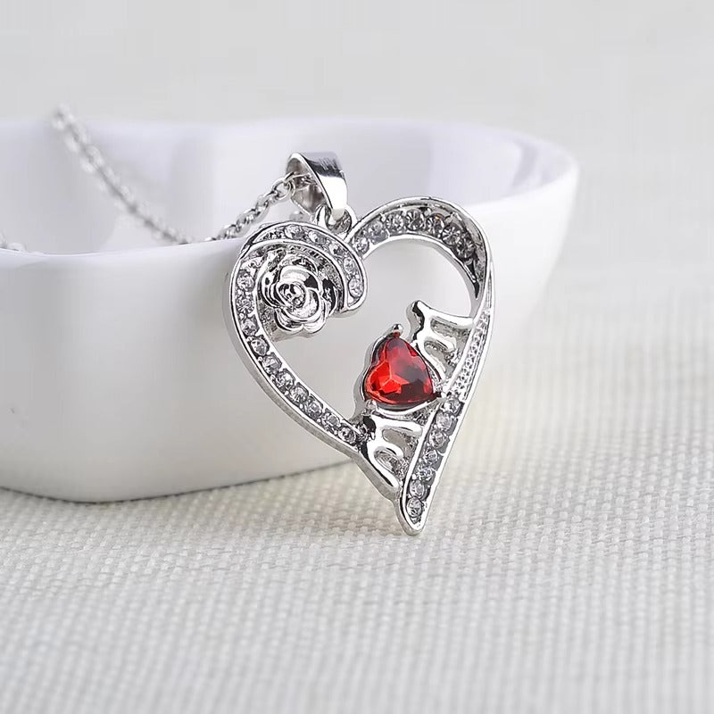 Fashion Alloy Mom Heart Pendant Necklaces