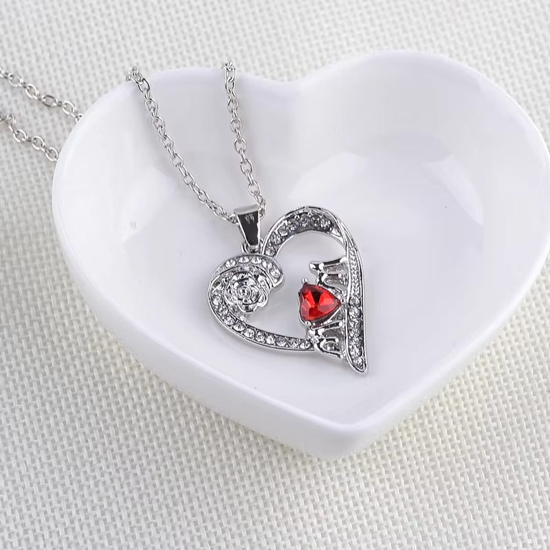 Fashion Alloy Mom Heart Pendant Necklaces