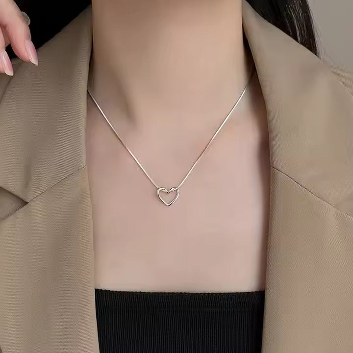 Minimalist Stainless Steel Necklace 18K Gold Plated Twisted Heart Pendant Trendy Hollow Love Heart Collar Necklaces for Box