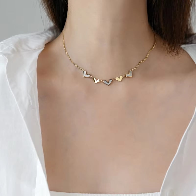 14K Gold Plated Stainless Steel Classic Geometric Style Love Pendant Necklace White Shell with Classic Metal Fashion Gift